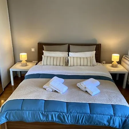 Luxury 4br With 3 Bathrooms In Marousi Athens
