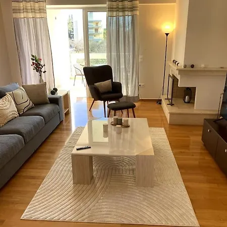 Apartment Luxury 4br With 3 Bathrooms In Marousi