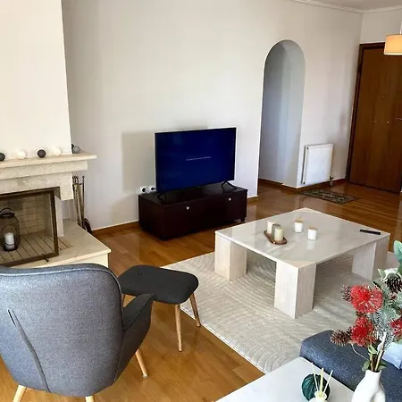 Luxury 4br With 3 Bathrooms In Marousi Athens