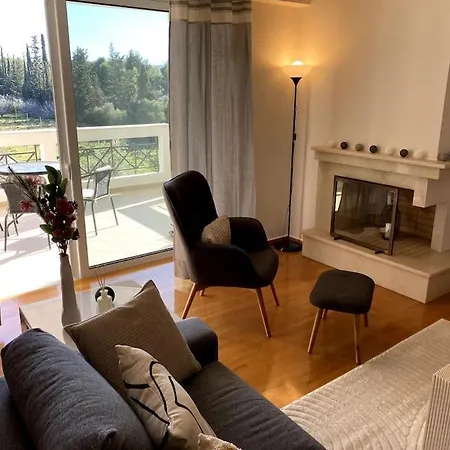 Luxury 4br With 3 Bathrooms In Marousi Apartment *