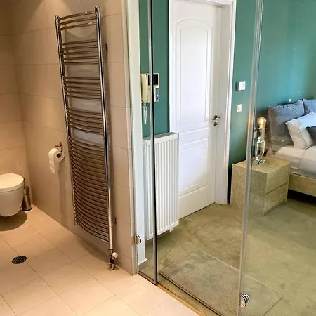Apartment Luxury 4br With 3 Bathrooms In Marousi