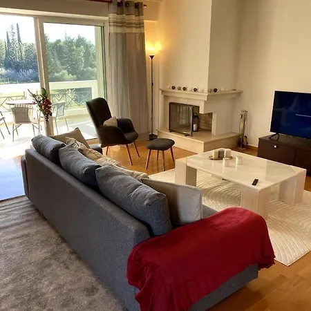 Apartment Luxury 4br With 3 Bathrooms In Marousi